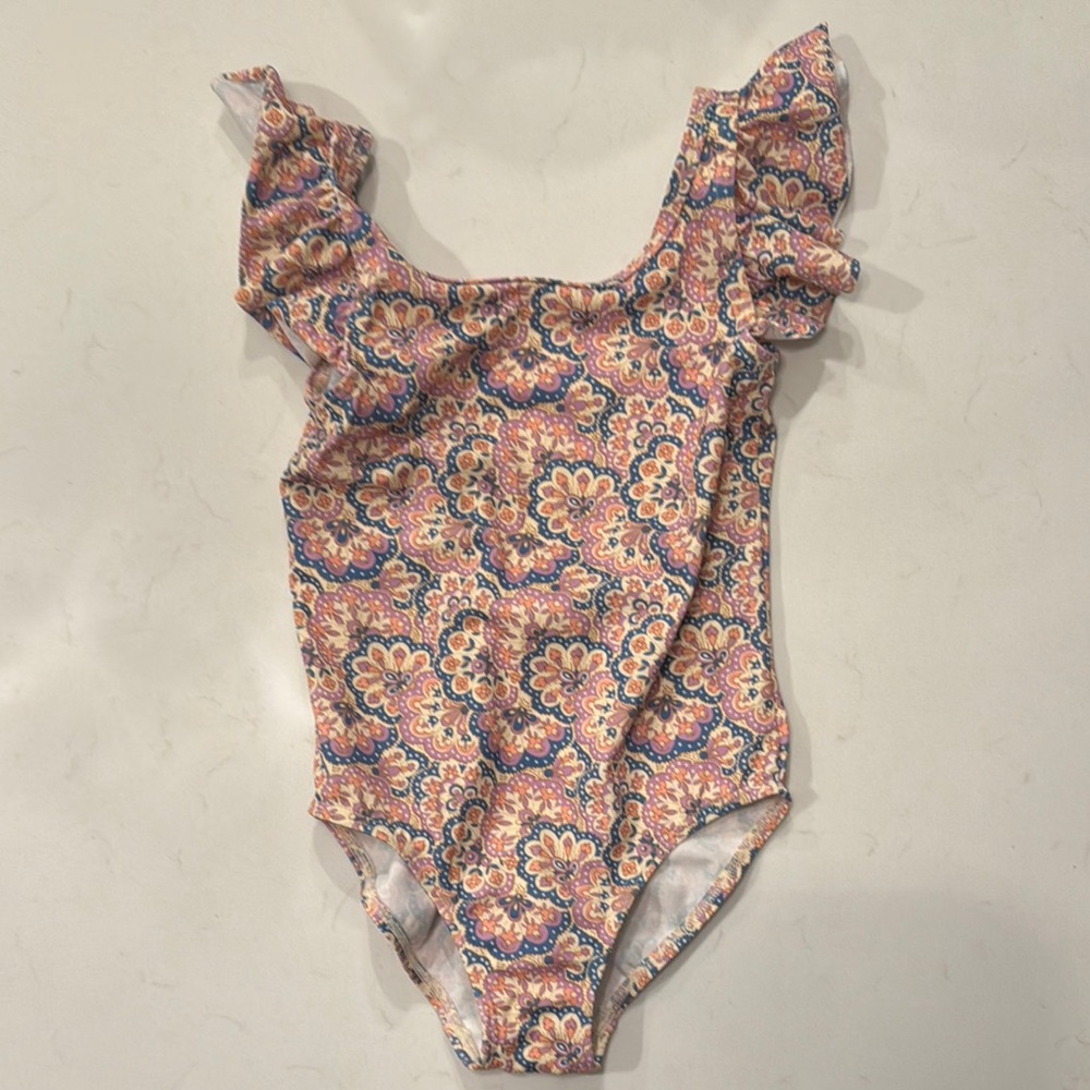 ⭐️ New without tags ⭐️ Boden Floral Ruffle One-Piece Swimsuit